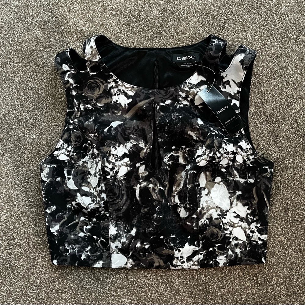 BEBE Print Cropped Scuba Cutout Top